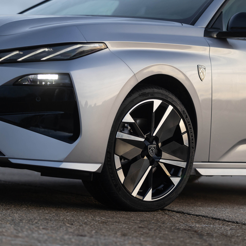 2026 Peugeot E-308 SW GT Hybrid Exterior