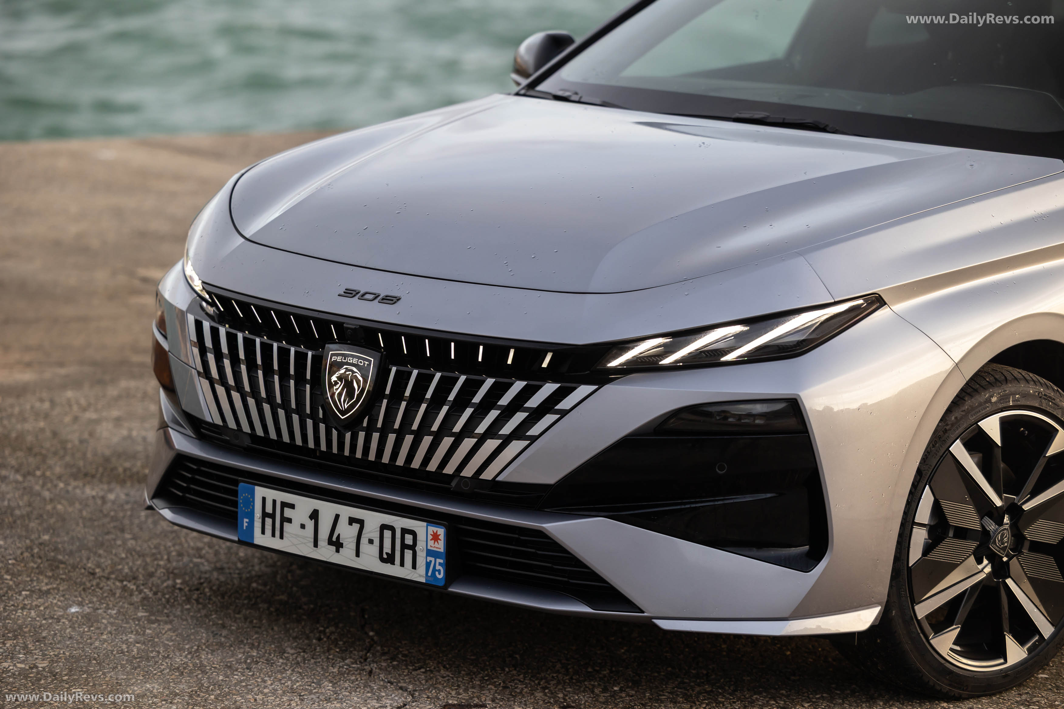 2026 Peugeot E-308 SW GT Hybrid Exterior