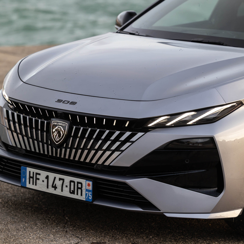 2026 Peugeot E-308 SW GT Hybrid Exterior