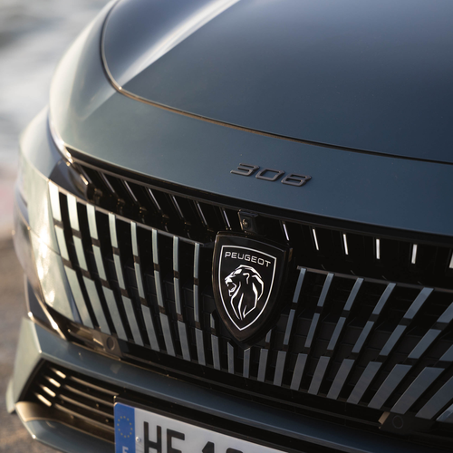 2026 Peugeot E-308 SW GT Hybrid Exterior