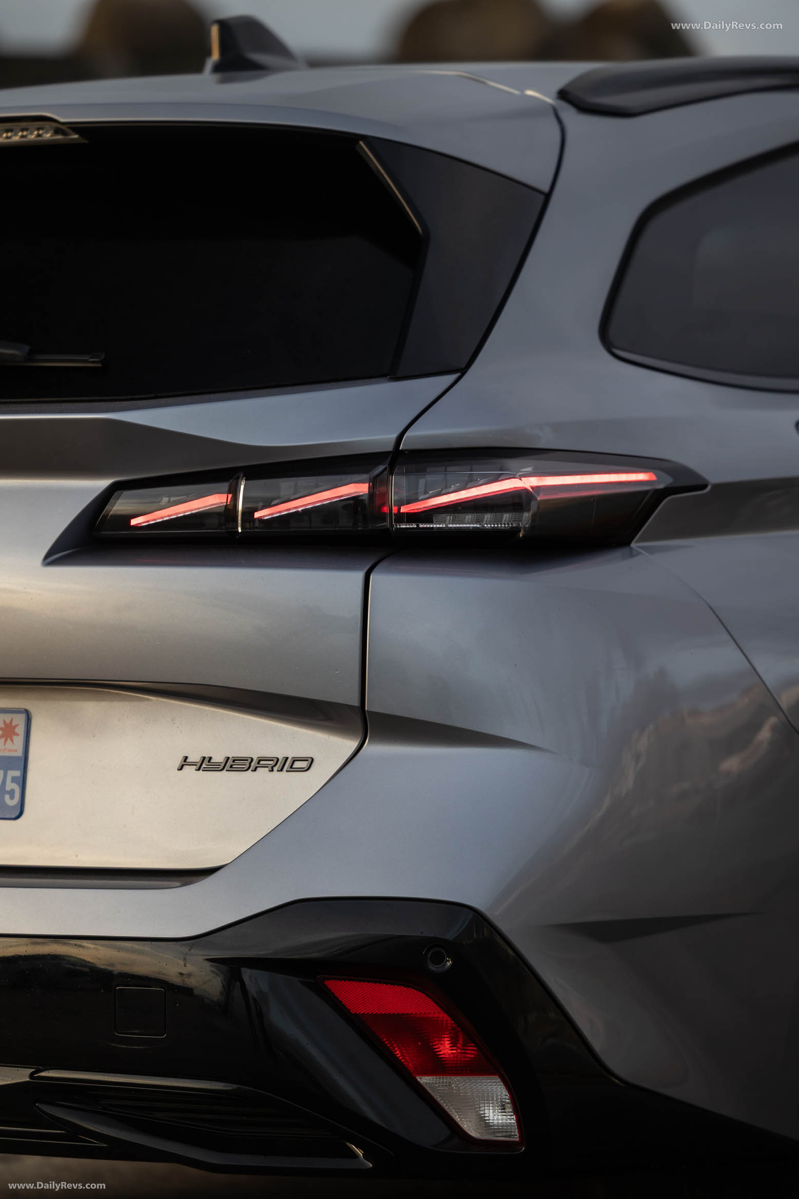 2026 Peugeot E-308 SW GT Hybrid Exterior