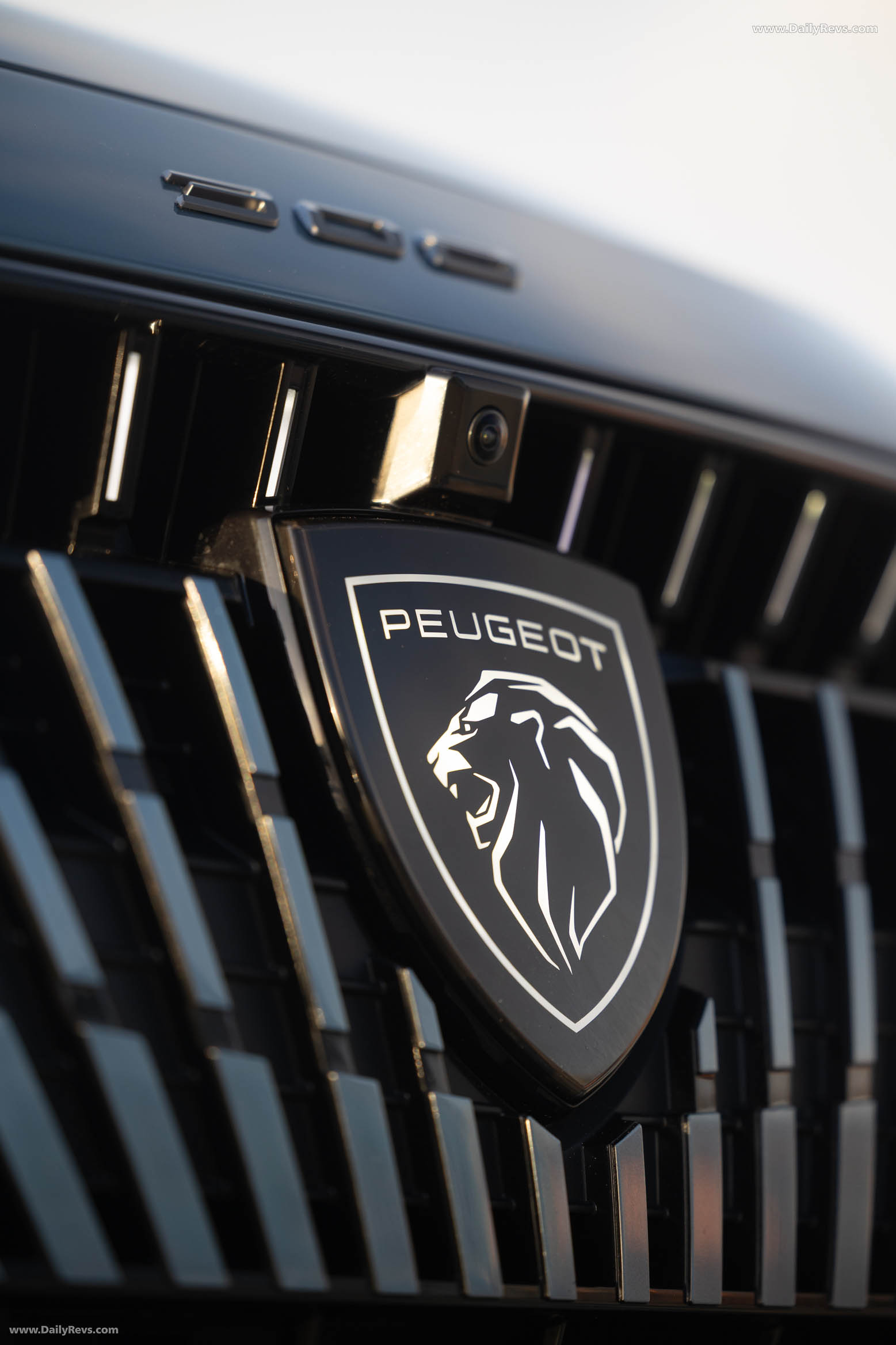 2026 Peugeot E-308 SW GT Hybrid Exterior