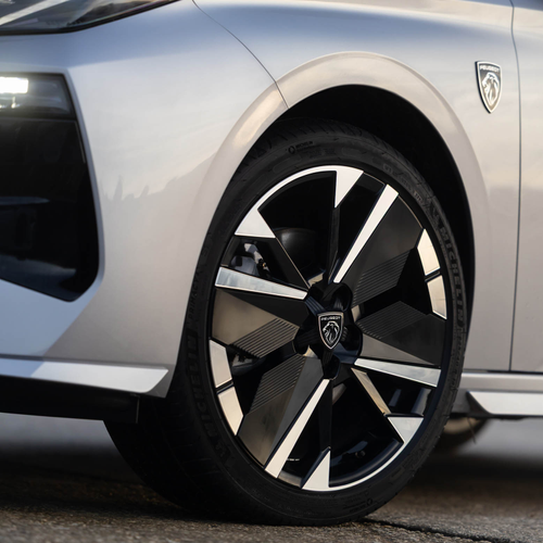 2026 Peugeot E-308 SW GT Hybrid Exterior