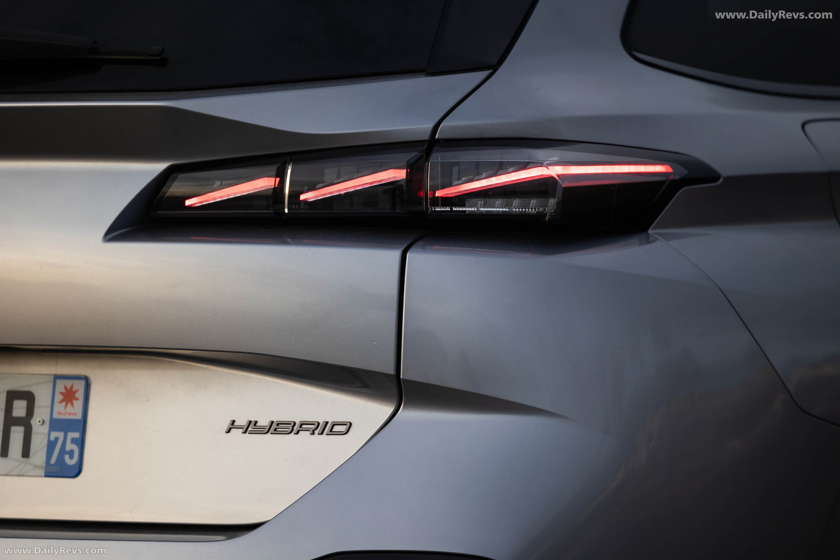 2026 Peugeot E-308 SW GT Hybrid Exterior