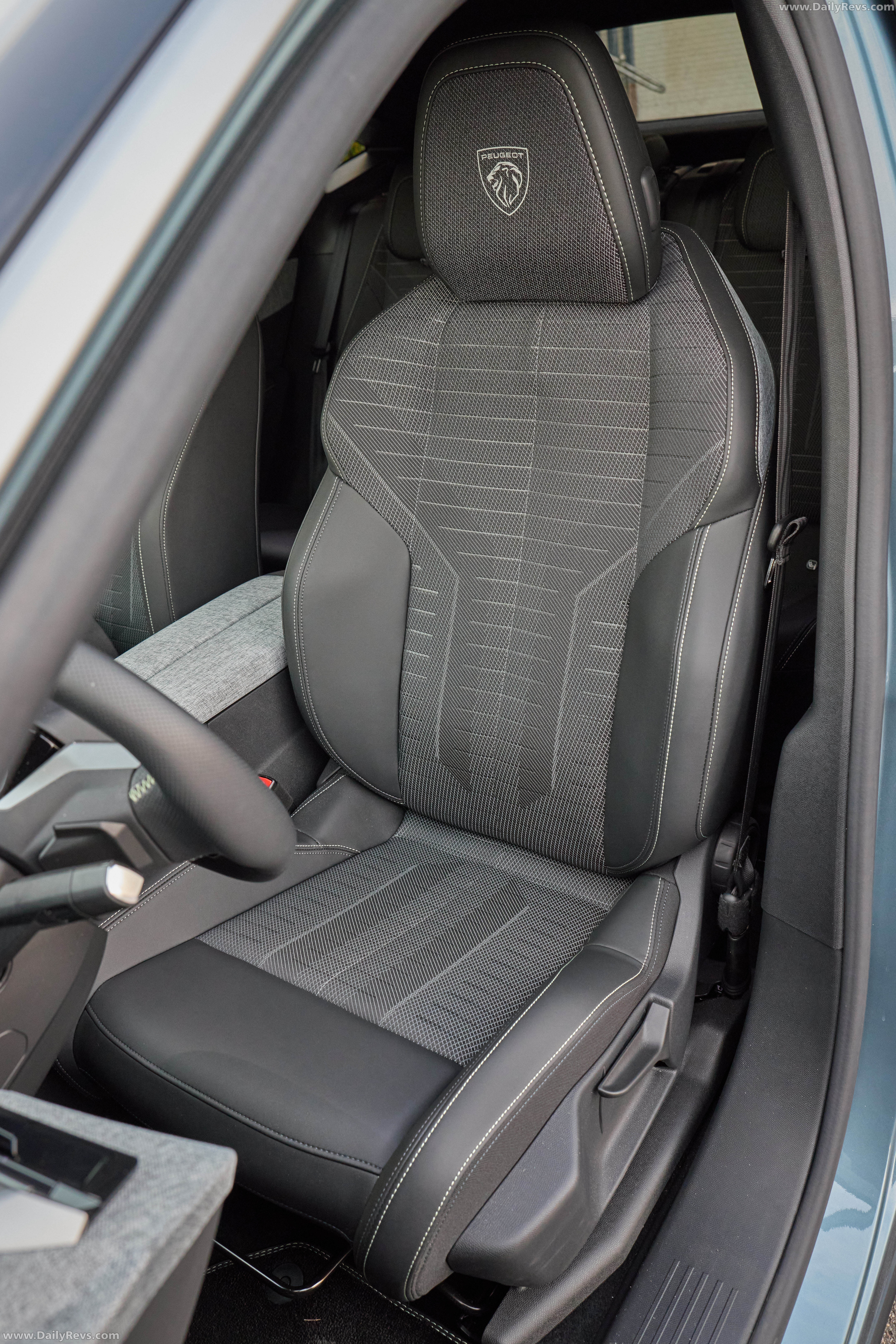 2026 Peugeot 3008 Long Range Interior
