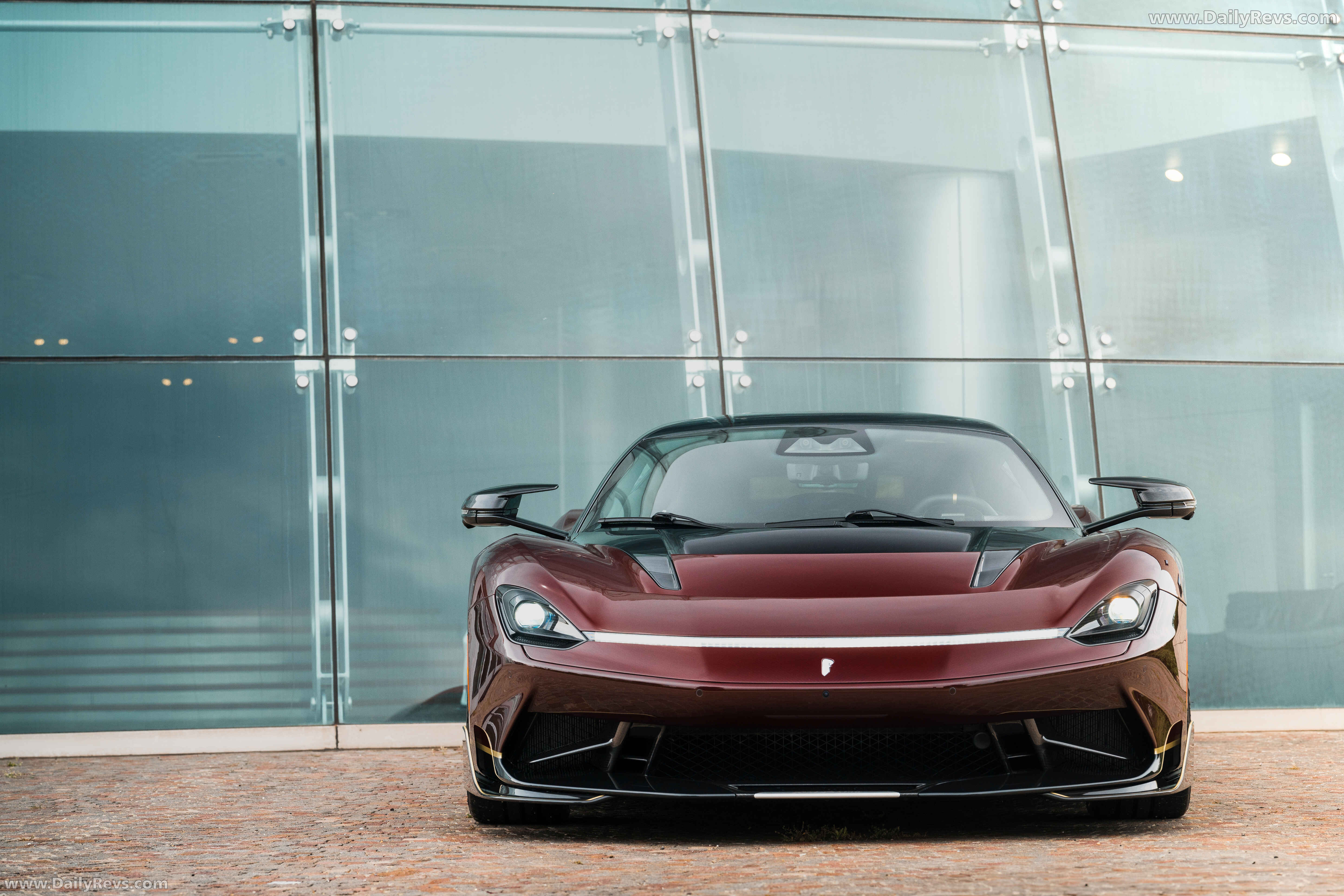 2025 Front View