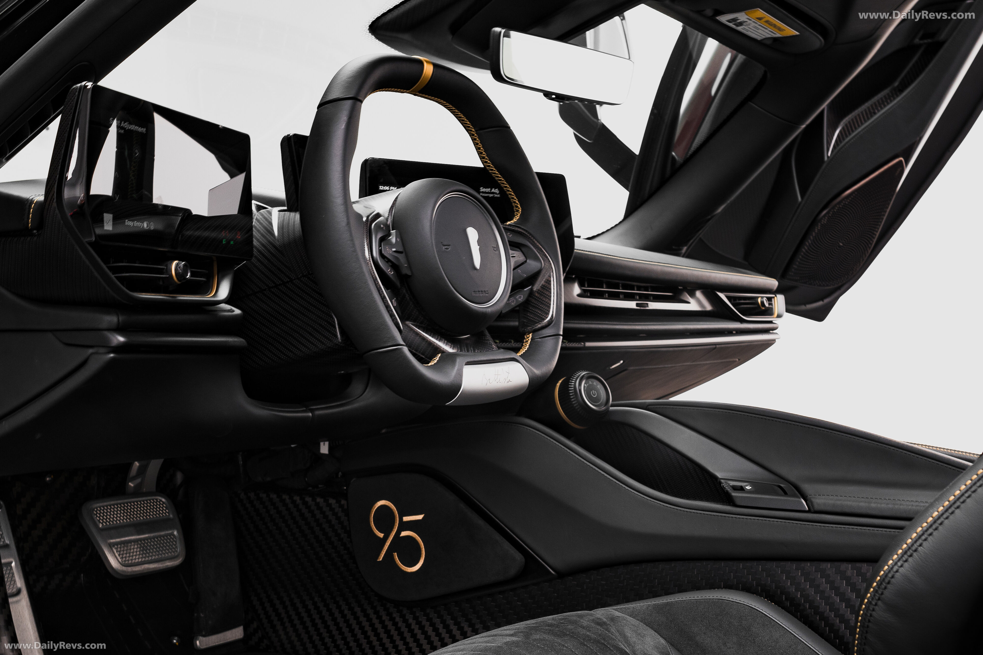 2025 Interior