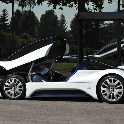 2005 Pininfarina Birdcage 75th Concept Side View