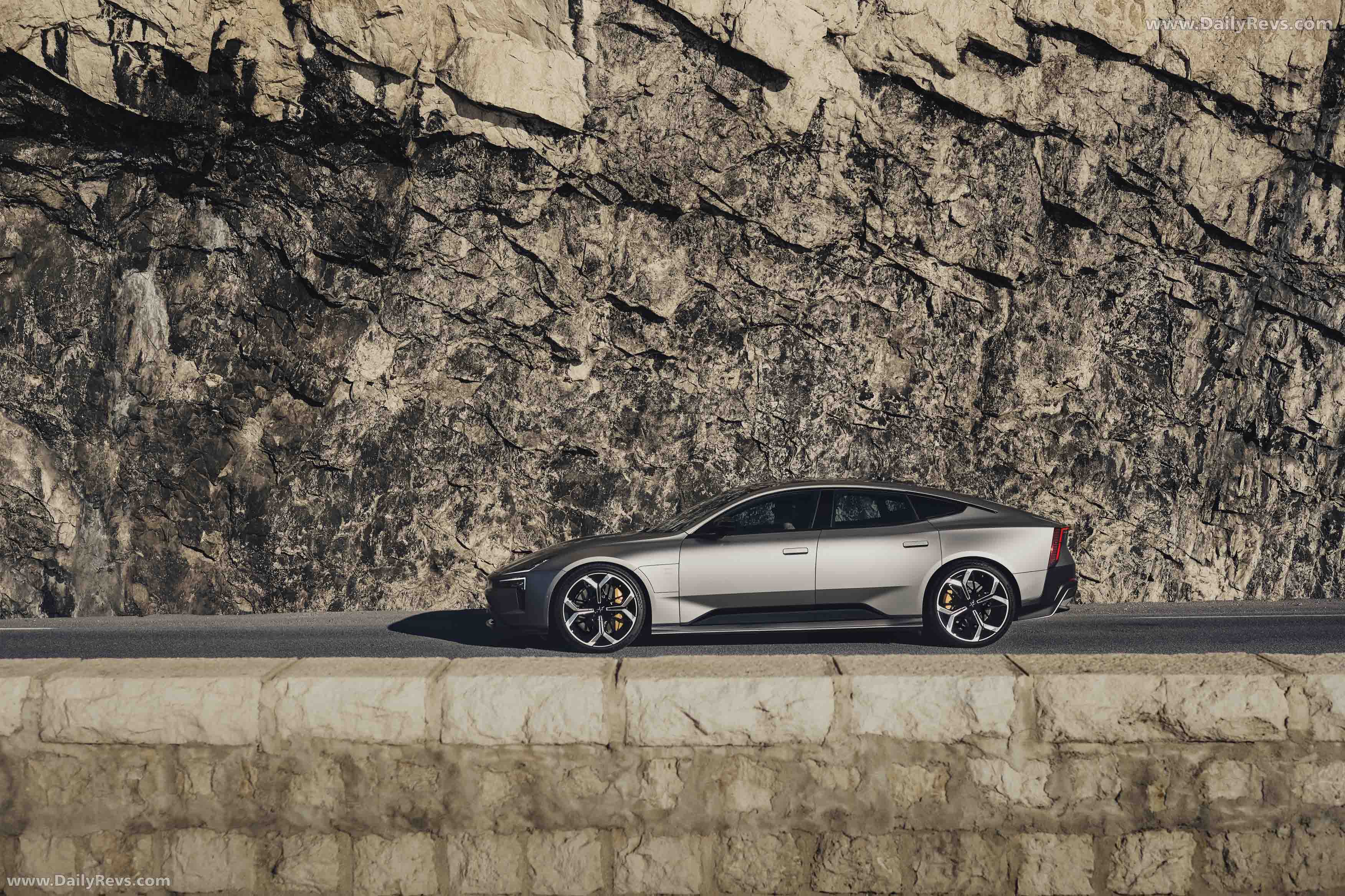 2026 Polestar 5 Side View