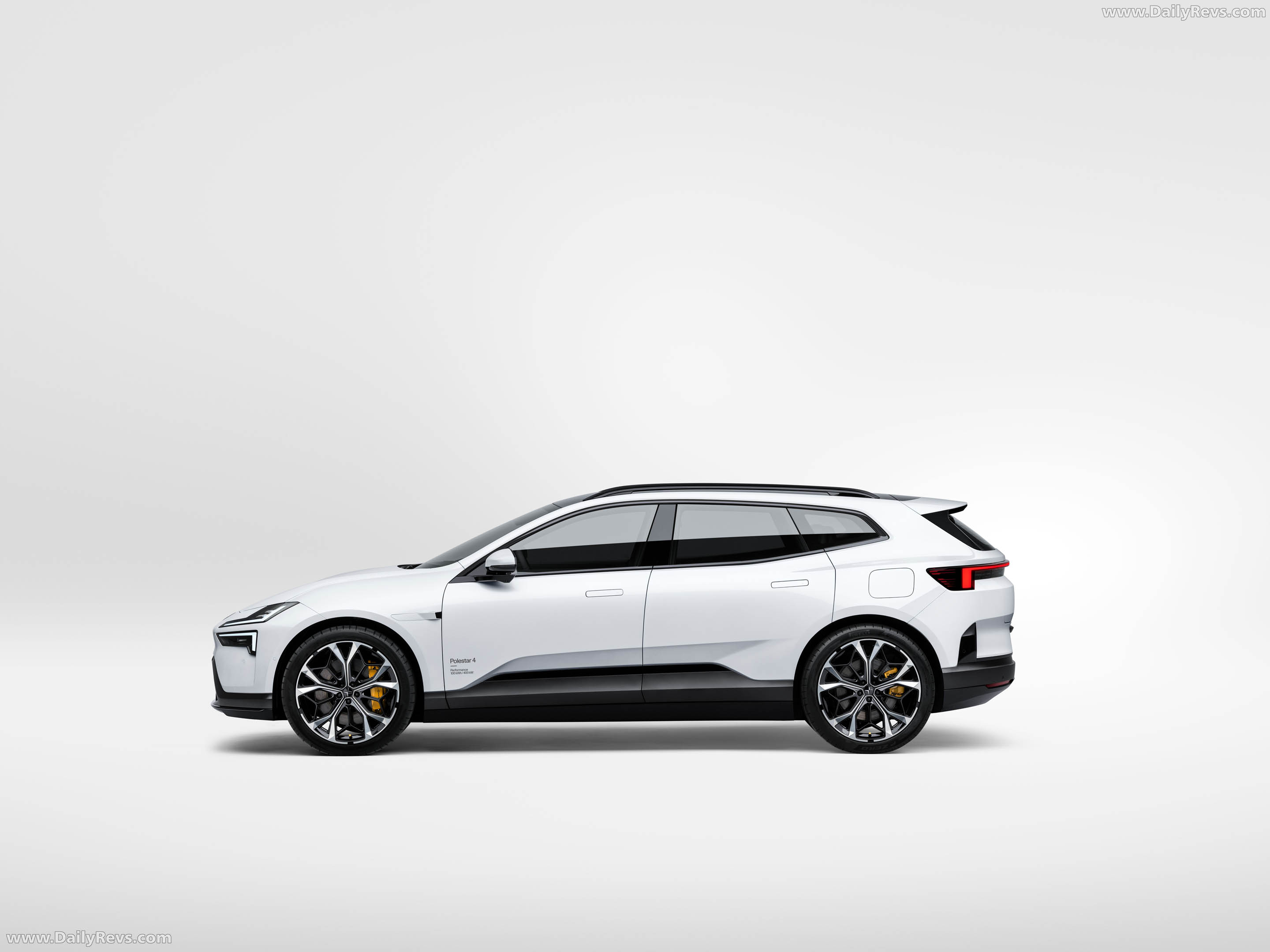 2027 Polestar 4 Side View