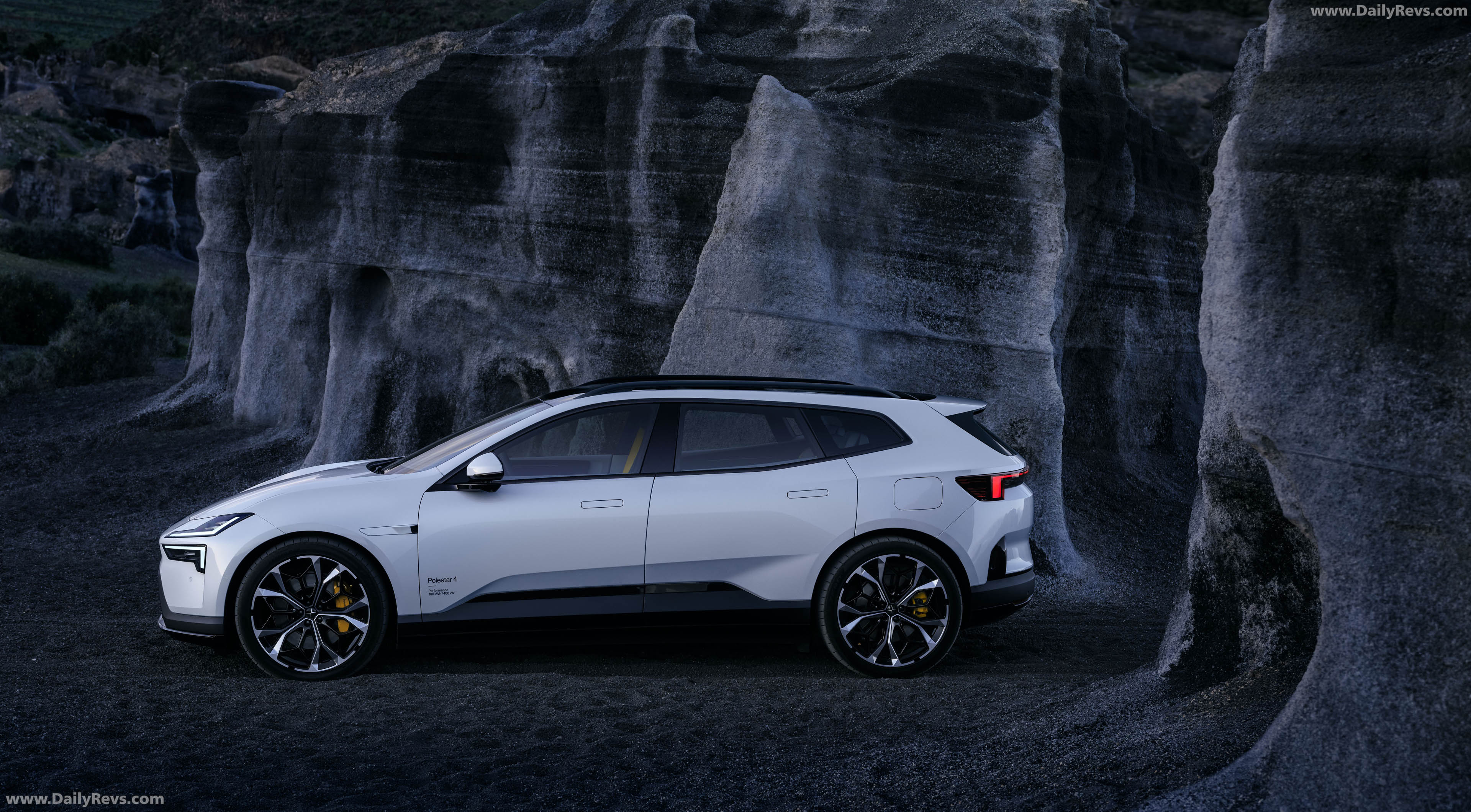 2027 Polestar 4 Side View