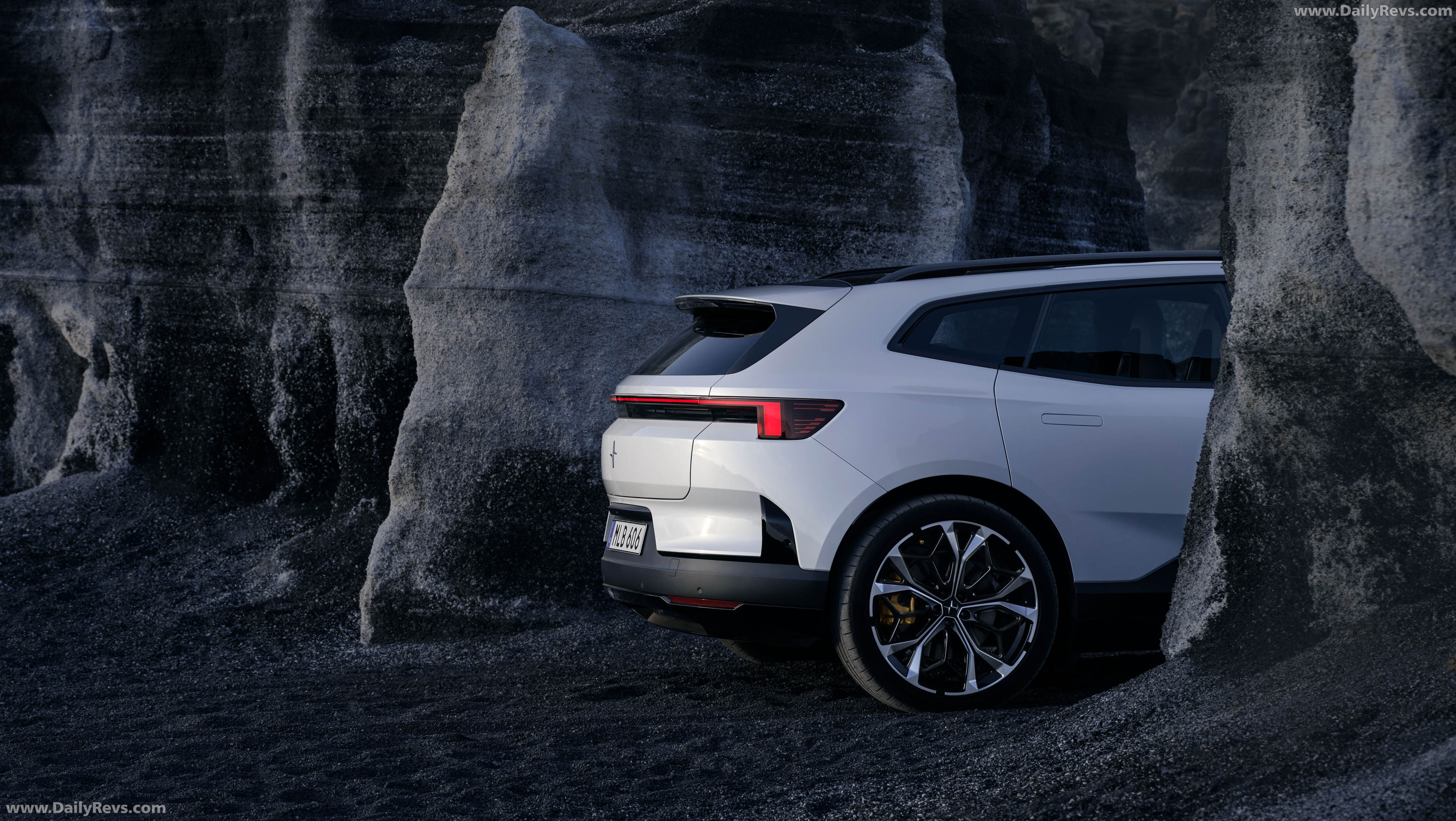 2027 Polestar 4 Exterior
