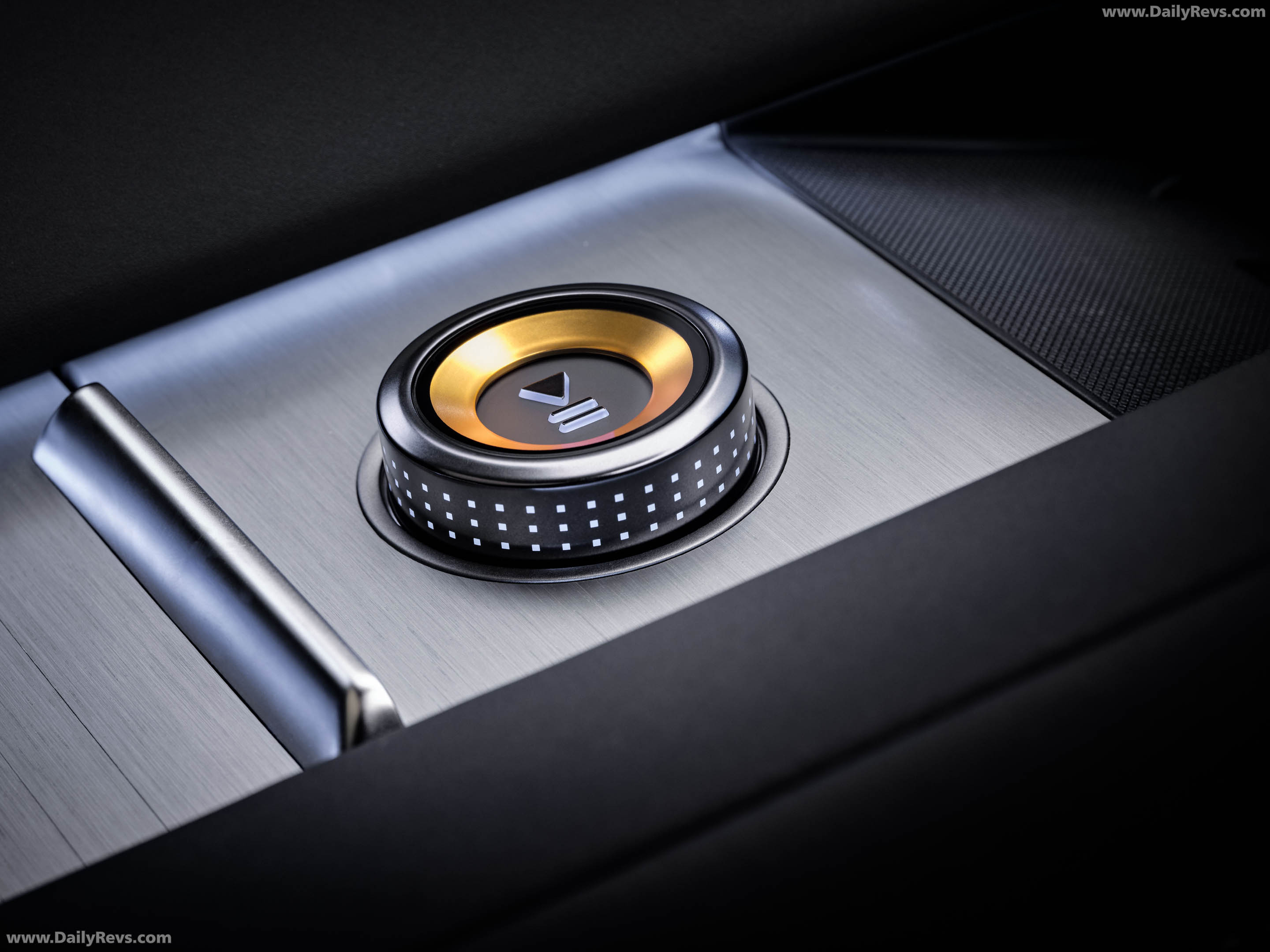 2027 Polestar 4 Interior