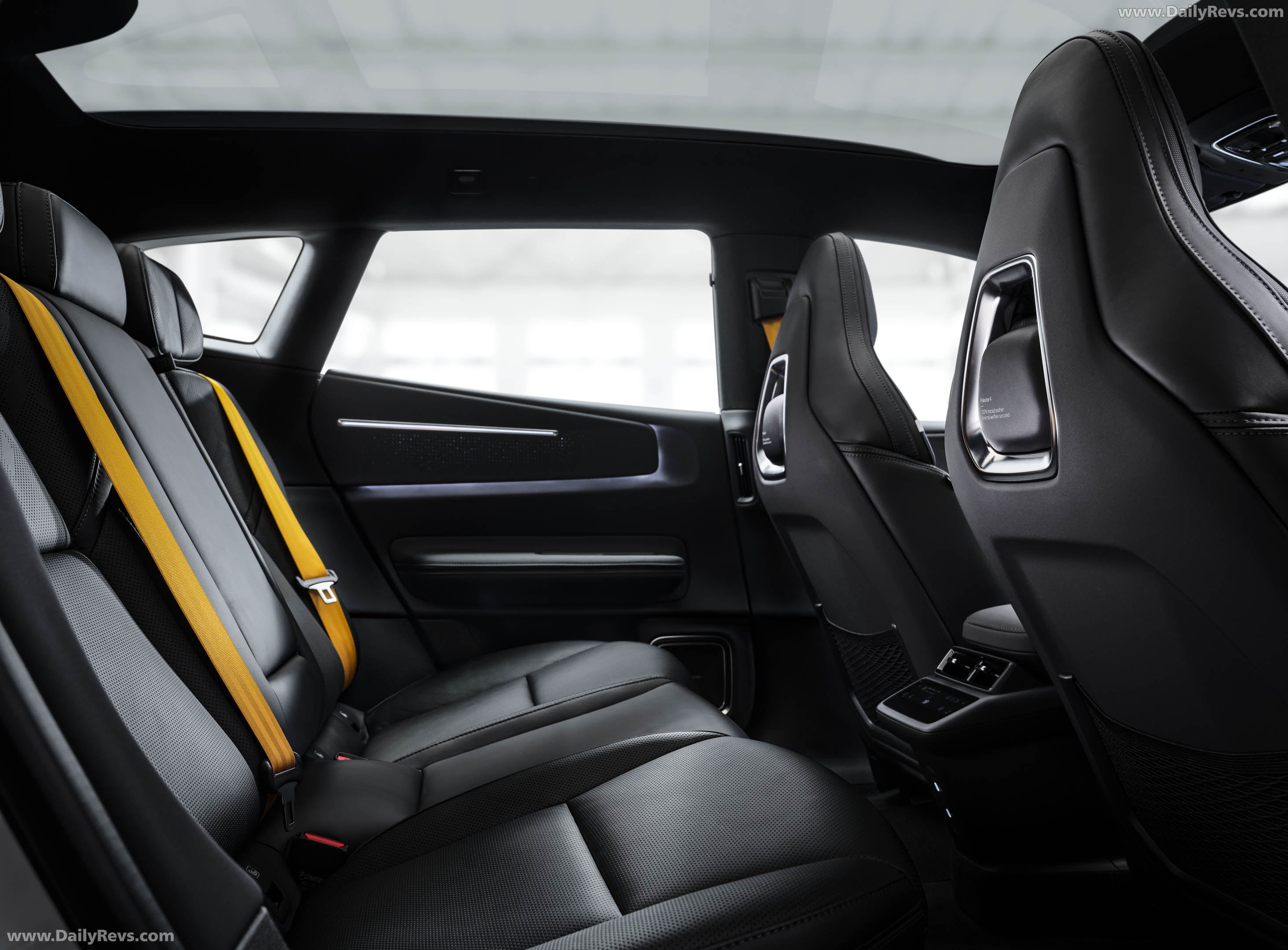2027 Polestar 4 Interior