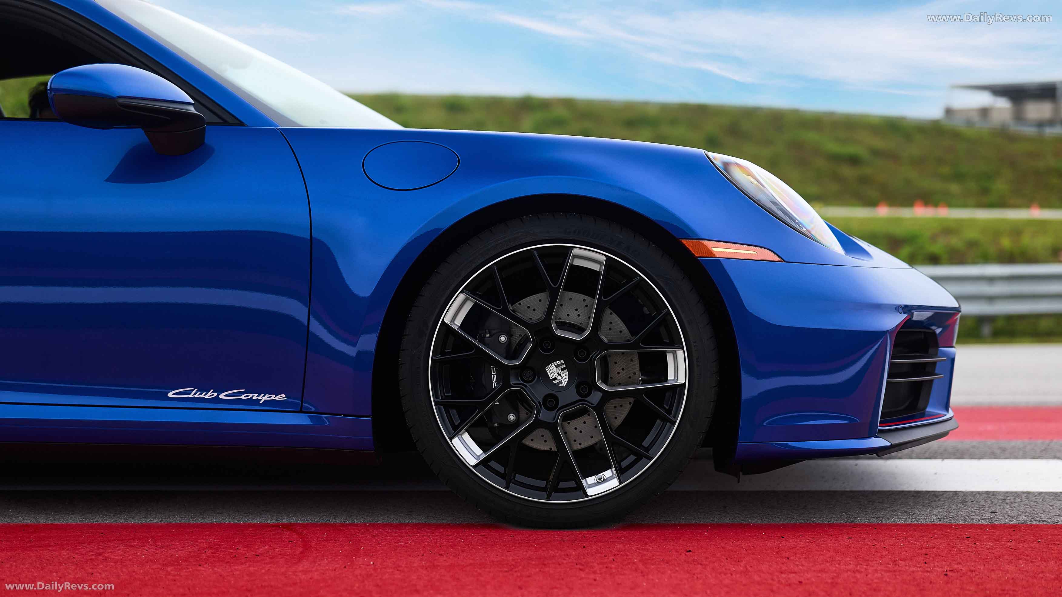 2026 Porsche 911 Club Coupe 992.2 Exterior