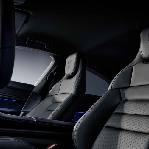 2026 Porsche Taycan Black Edition J1 II Interior