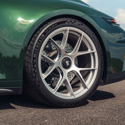 2025 Porsche 911 GT3 Touring 992 ll UK Version Exterior