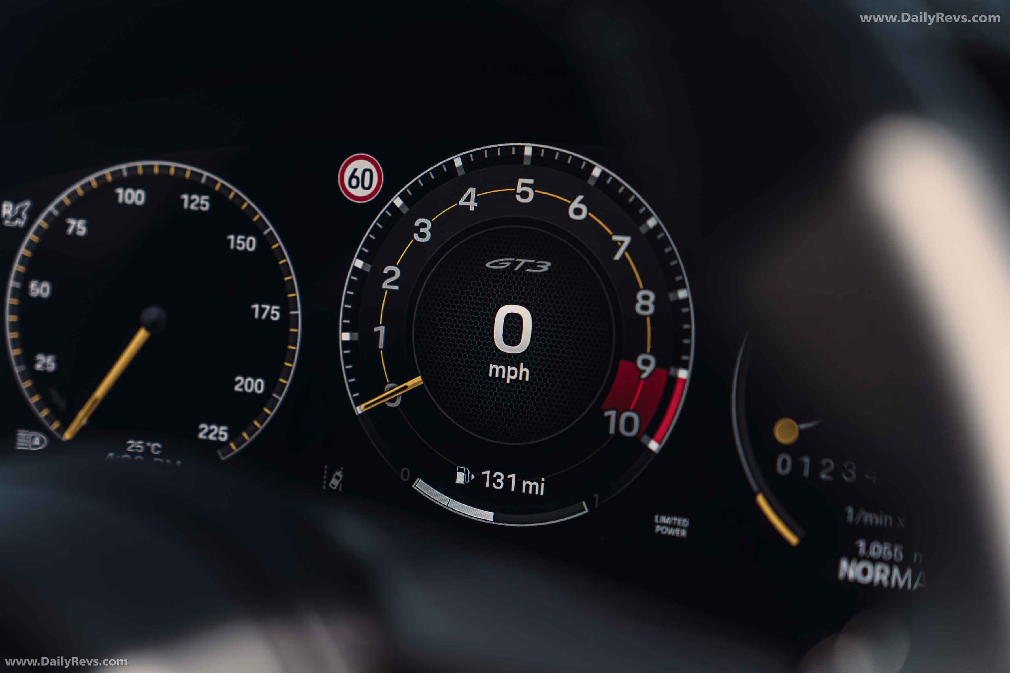 2025 Porsche 911 GT3 Touring 992 ll UK Version Interior