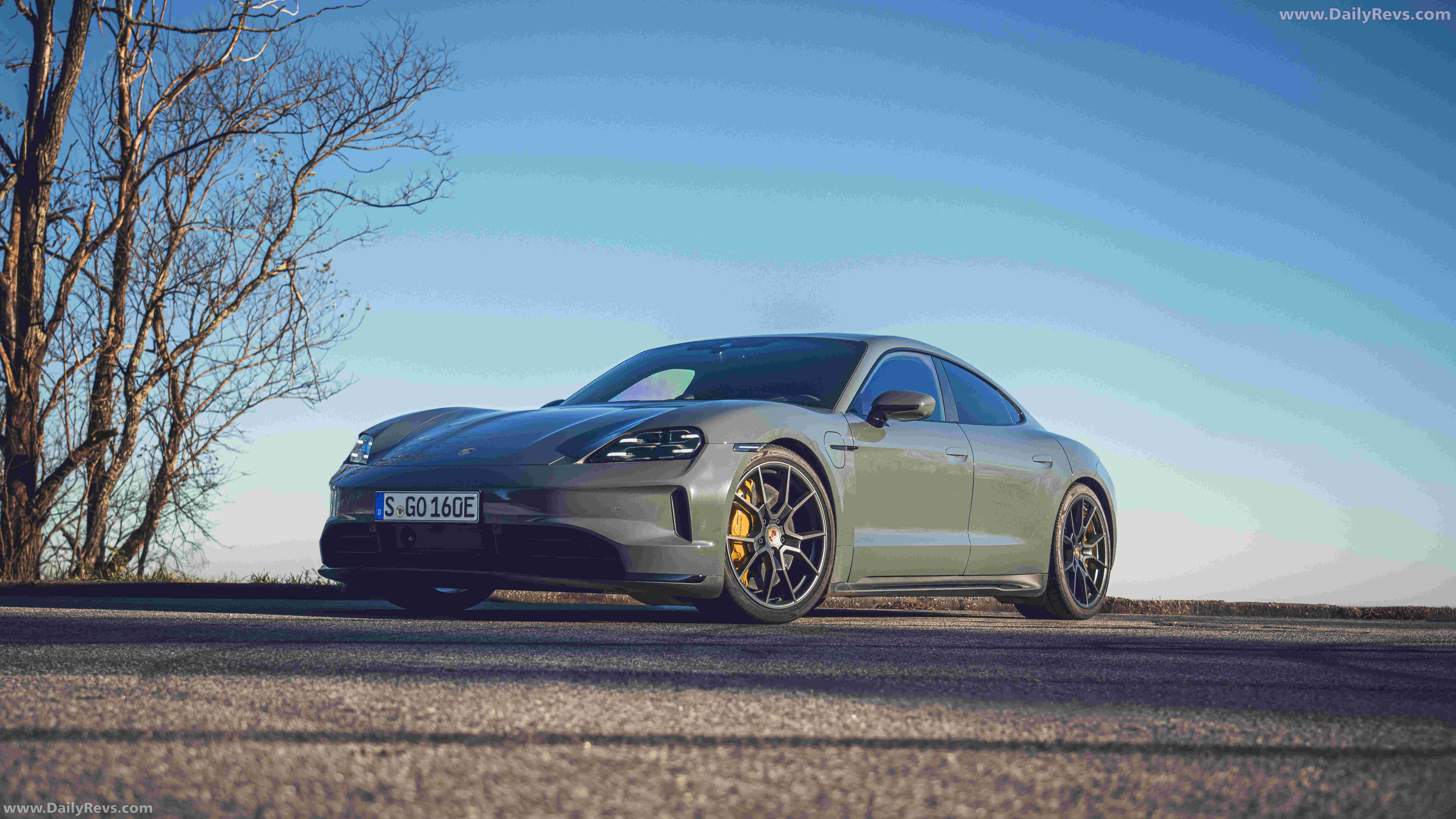2025 Porsche Taycan GTS J1 2 Slate Grey Neo Front View