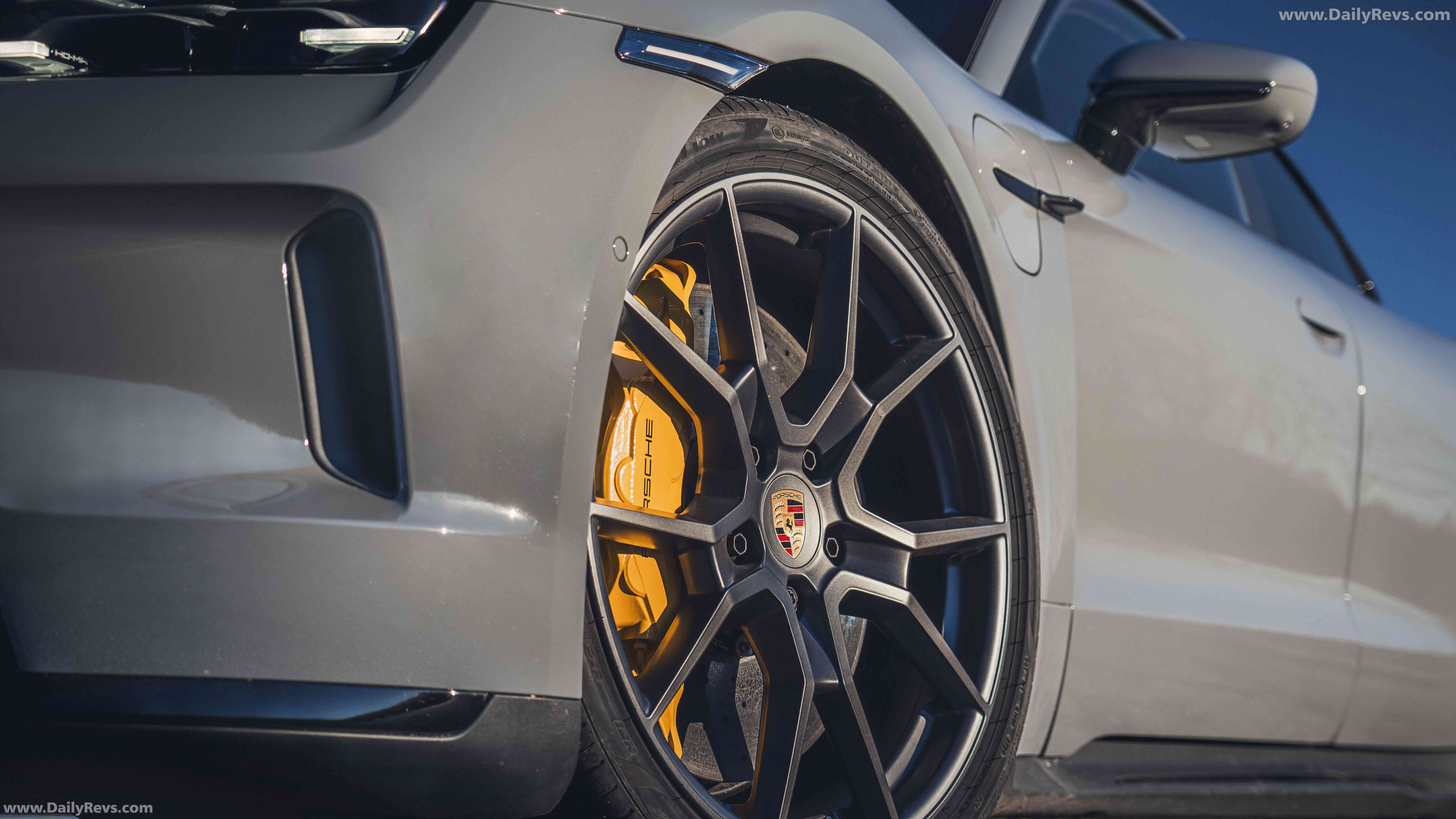 2025 Porsche Taycan GTS J1 2 Slate Grey Neo Exterior