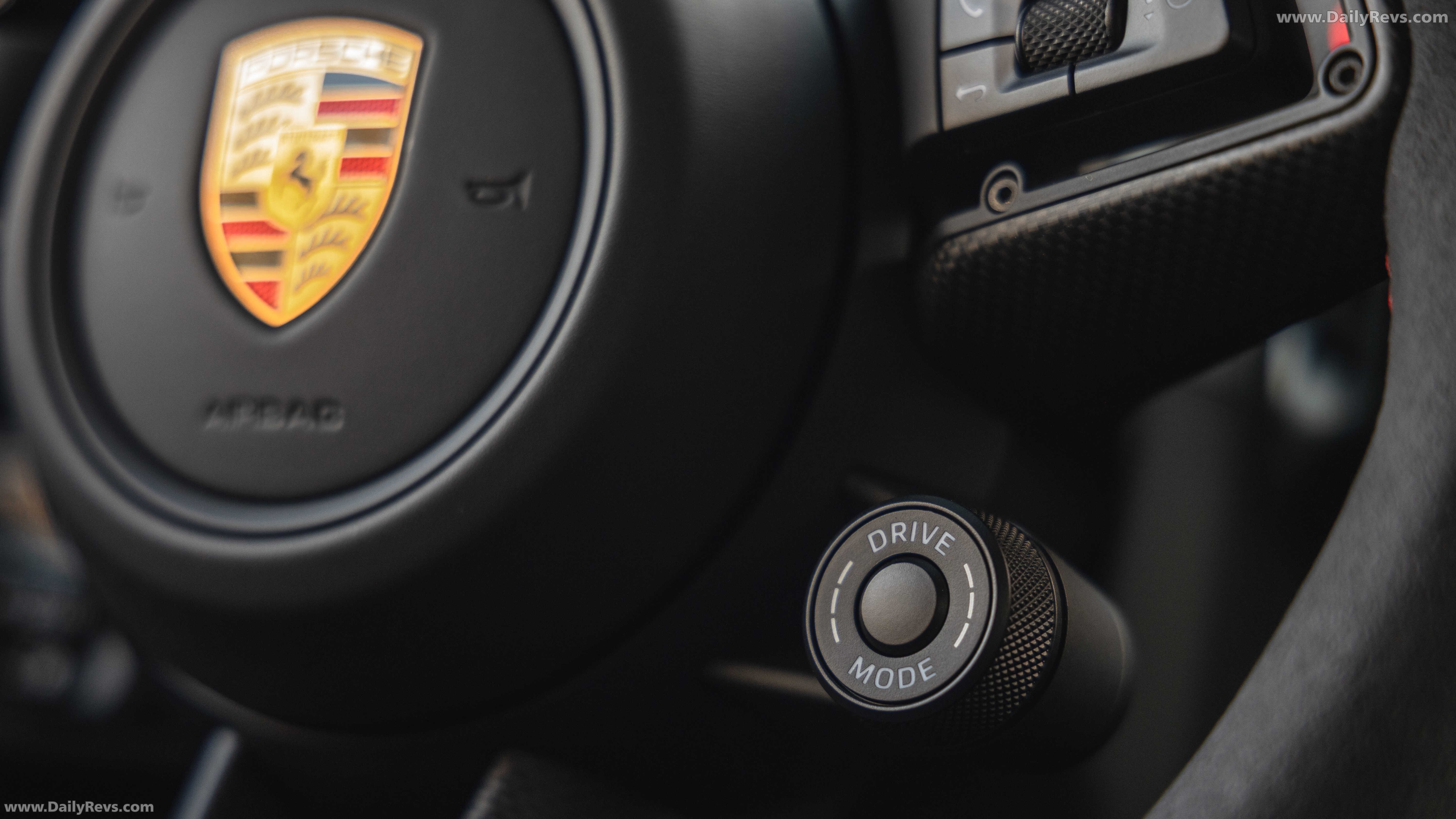 2025 Porsche Taycan GTS J1 2 Slate Grey Neo Interior