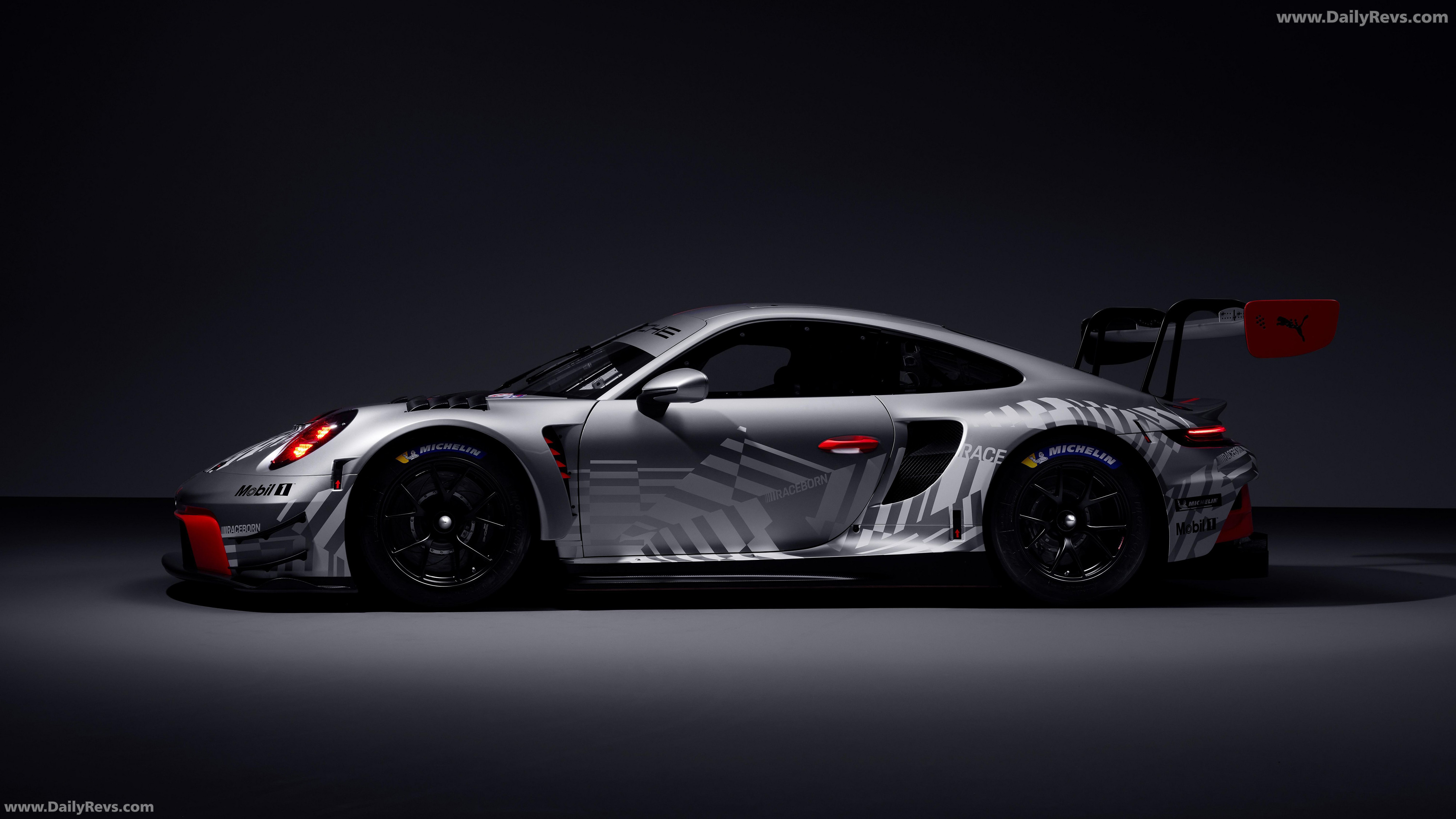 2026 Porsche 911 GT3 R Side View