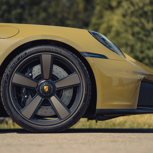 2026 Porsche 911 Spirit 70 992 ll UK Version Exterior
