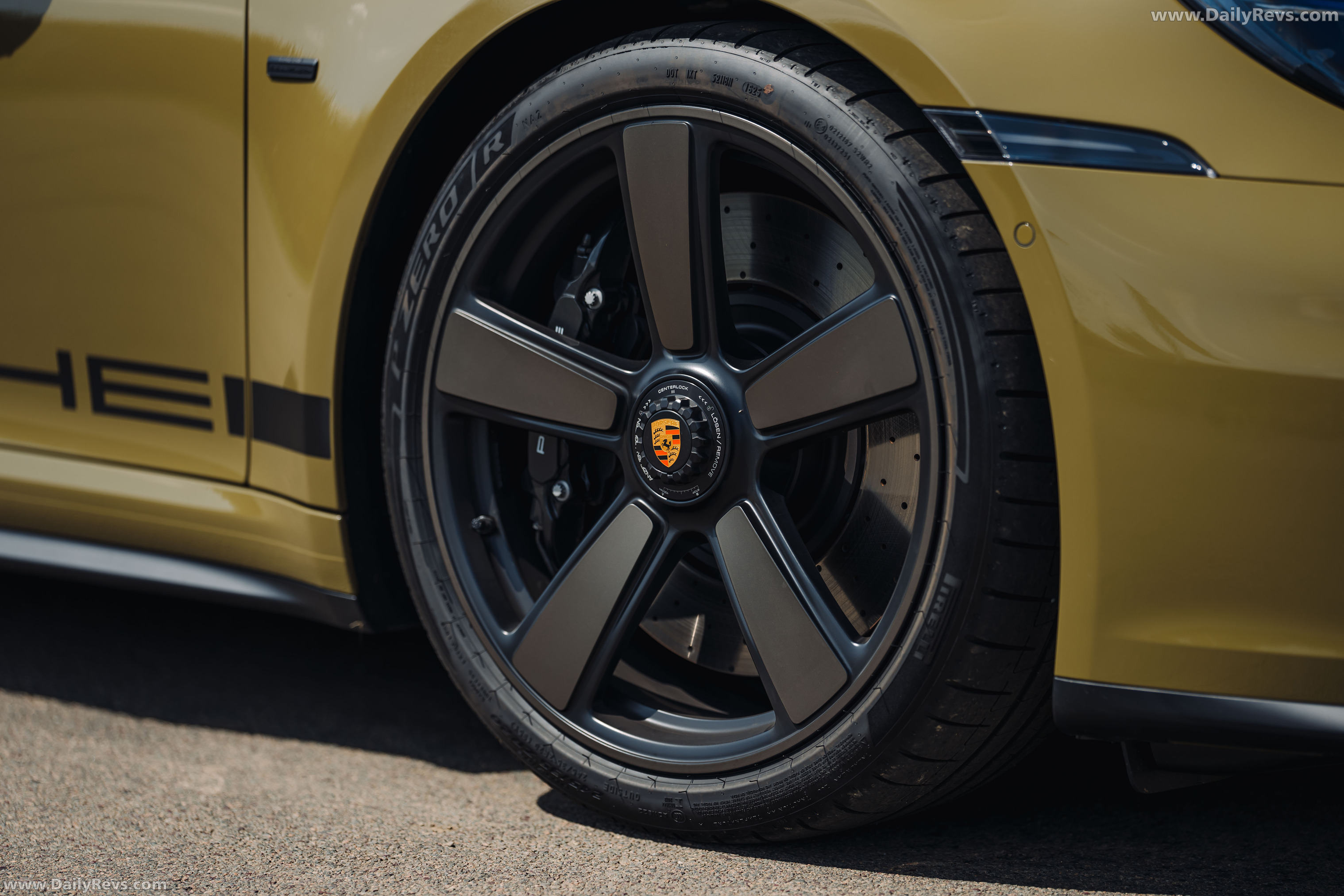 2026 Porsche 911 Spirit 70 992 ll UK Version Exterior