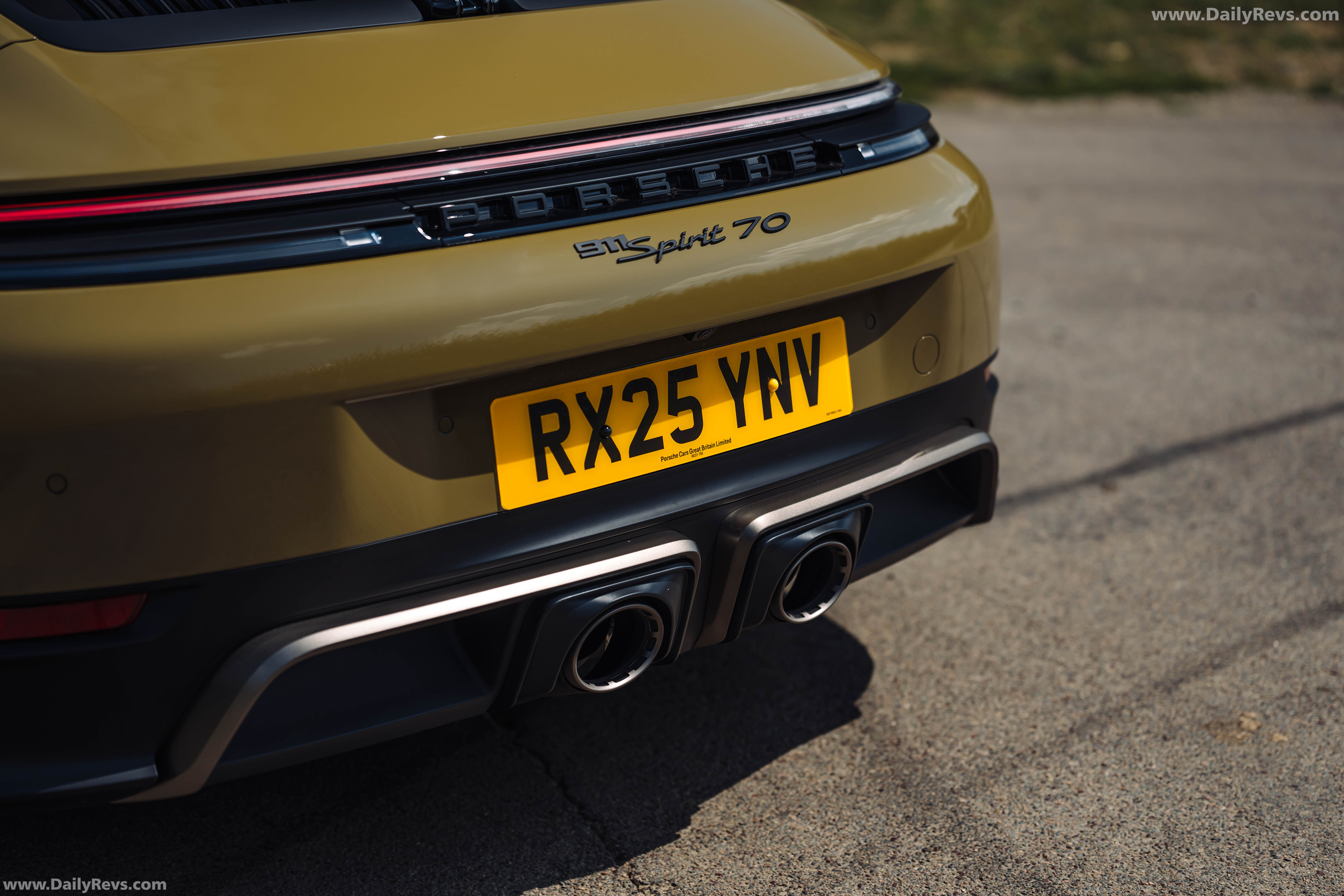 2026 Porsche 911 Spirit 70 992 ll UK Version Exterior