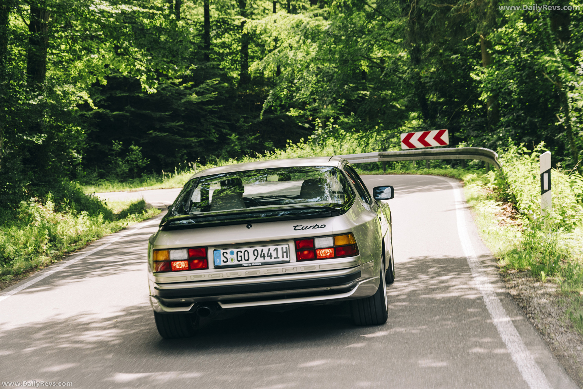 1989 Porsche 944 Turbo Coupe Rear View
