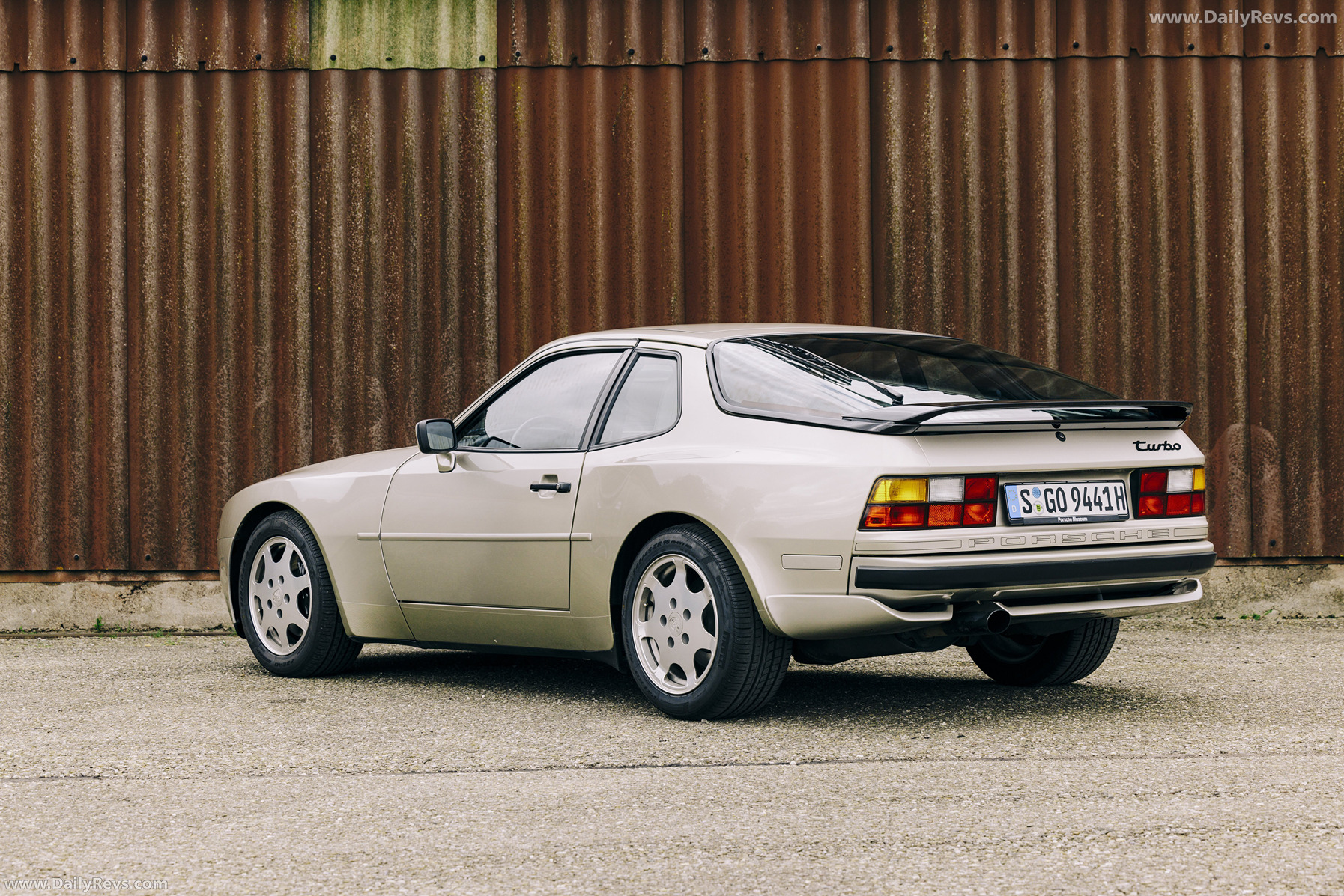 1989 Porsche 944 Turbo Coupe Rear View