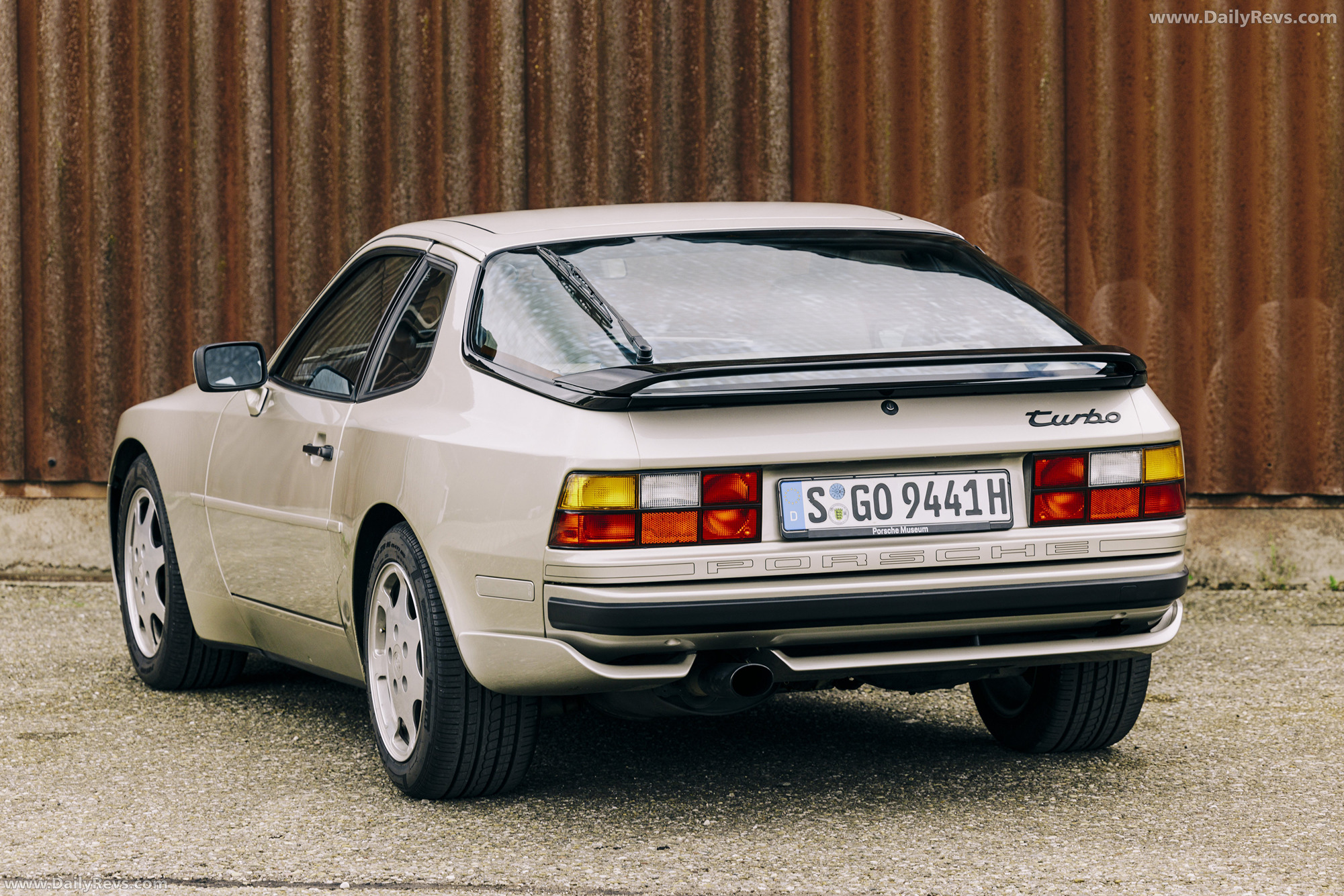 1989 Porsche 944 Turbo Coupe Rear View