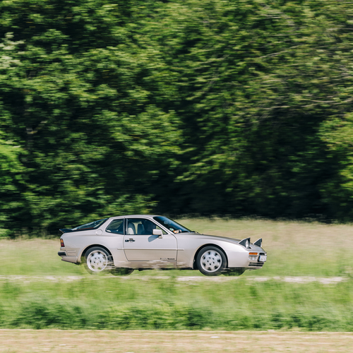 1989 Porsche 944 Turbo Coupe Side View