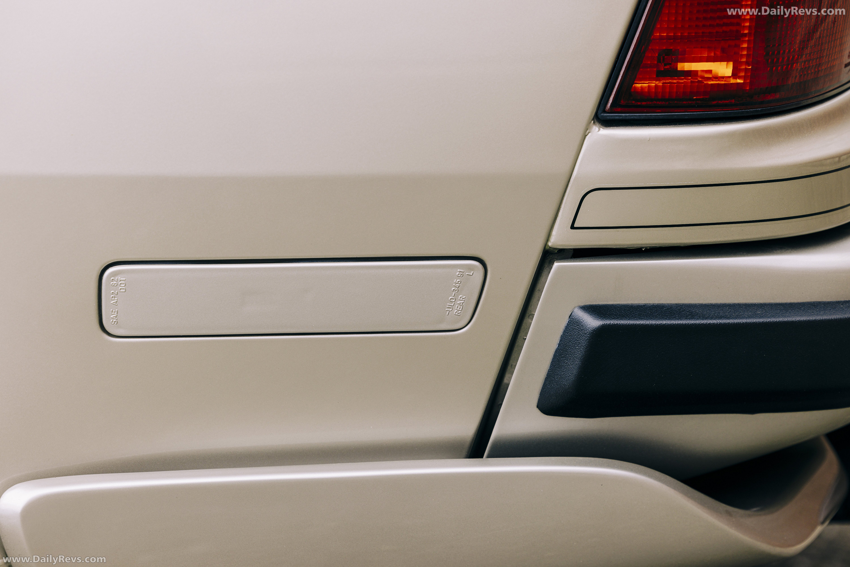 1989 Porsche 944 Turbo Coupe Exterior