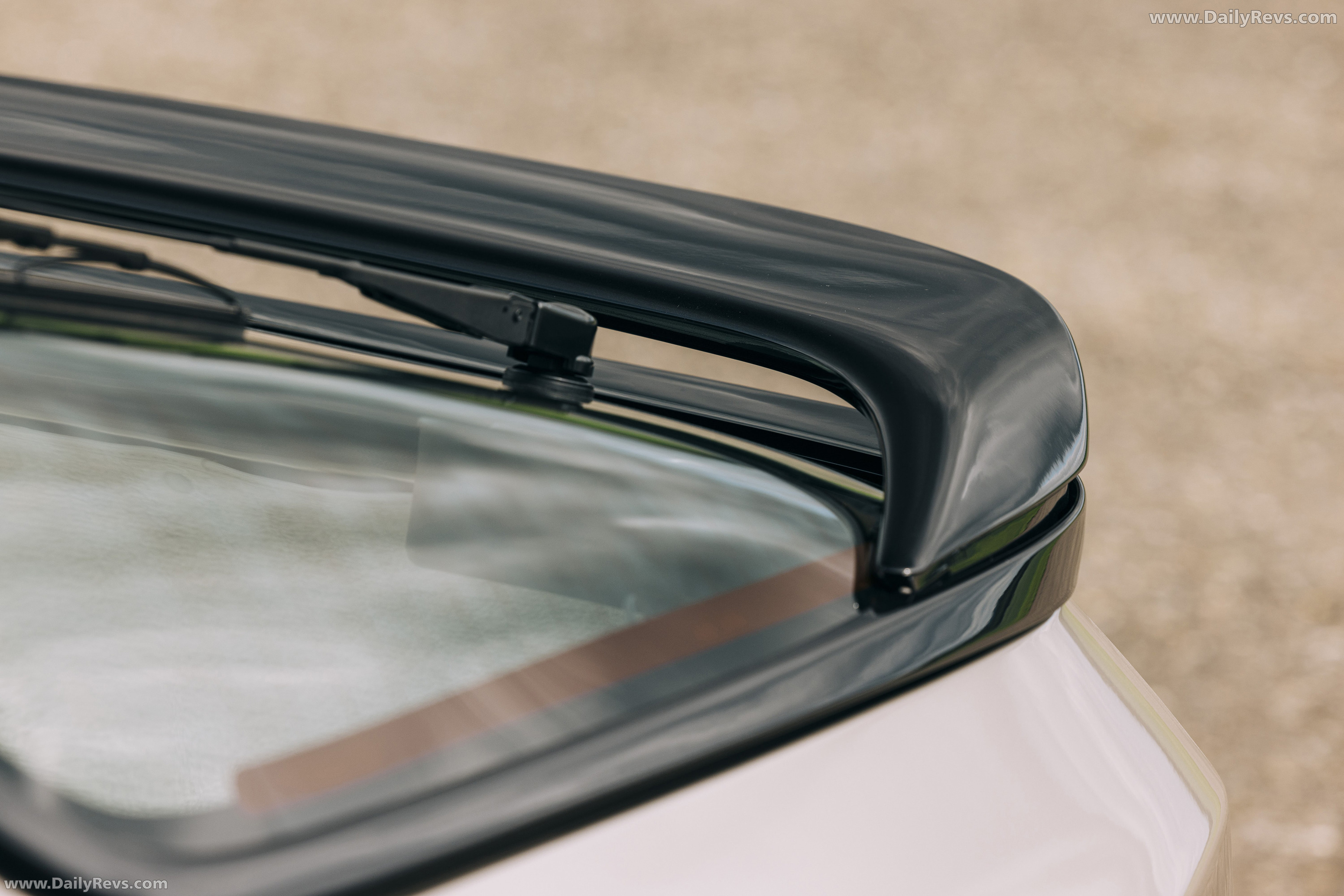 1989 Porsche 944 Turbo Coupe Exterior