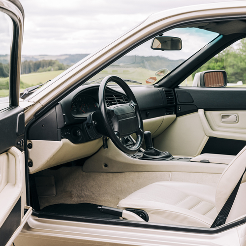 1989 Porsche 944 Turbo Coupe Interior
