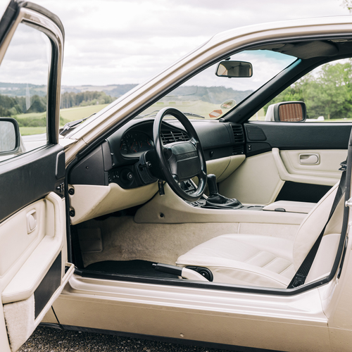 1989 Porsche 944 Turbo Coupe Interior