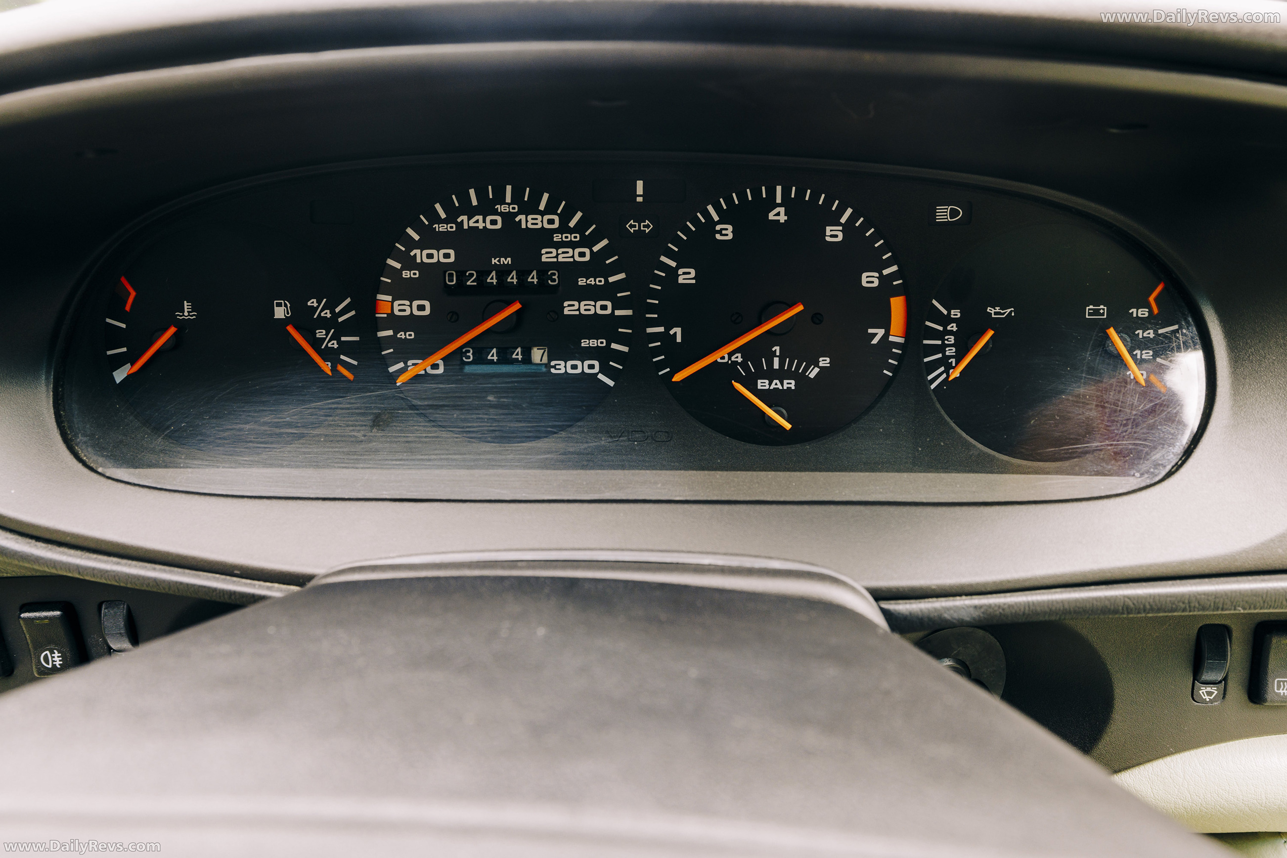 1989 Porsche 944 Turbo Coupe Interior