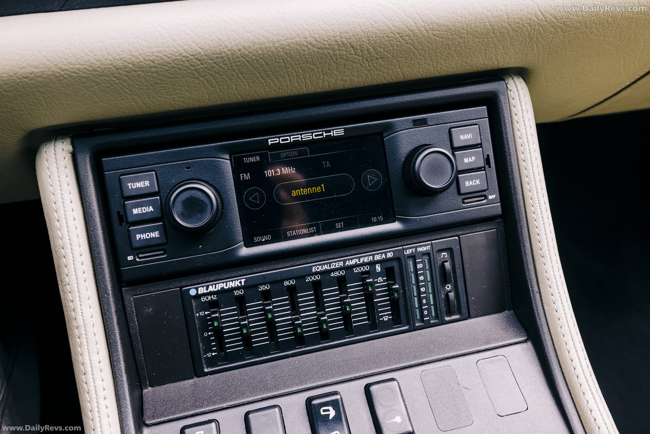 1989 Porsche 944 Turbo Coupe Interior