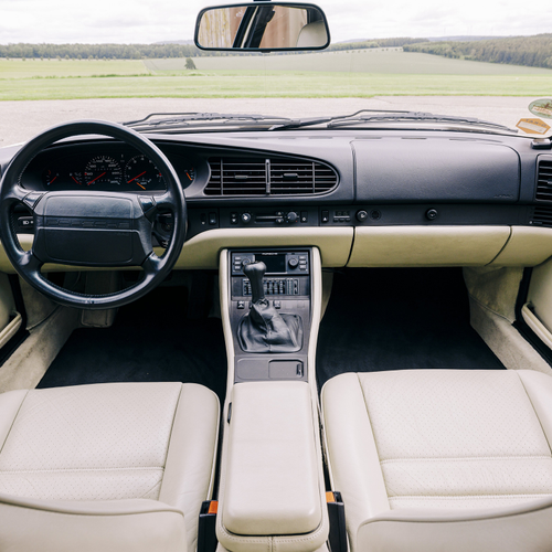 1989 Porsche 944 Turbo Coupe Interior