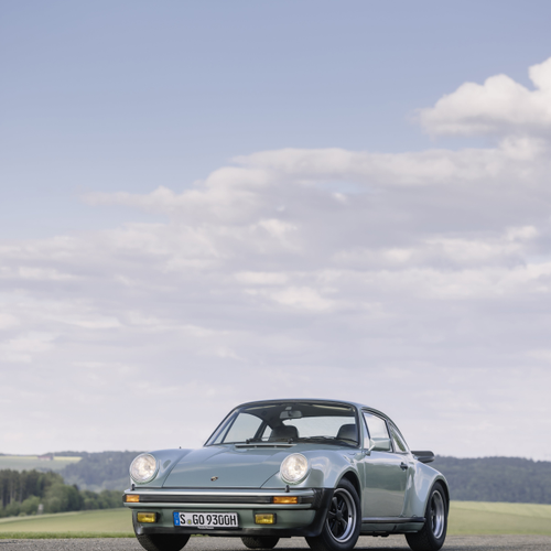 1975 Porsche 911 Turbo 3.0 Coupe Front View
