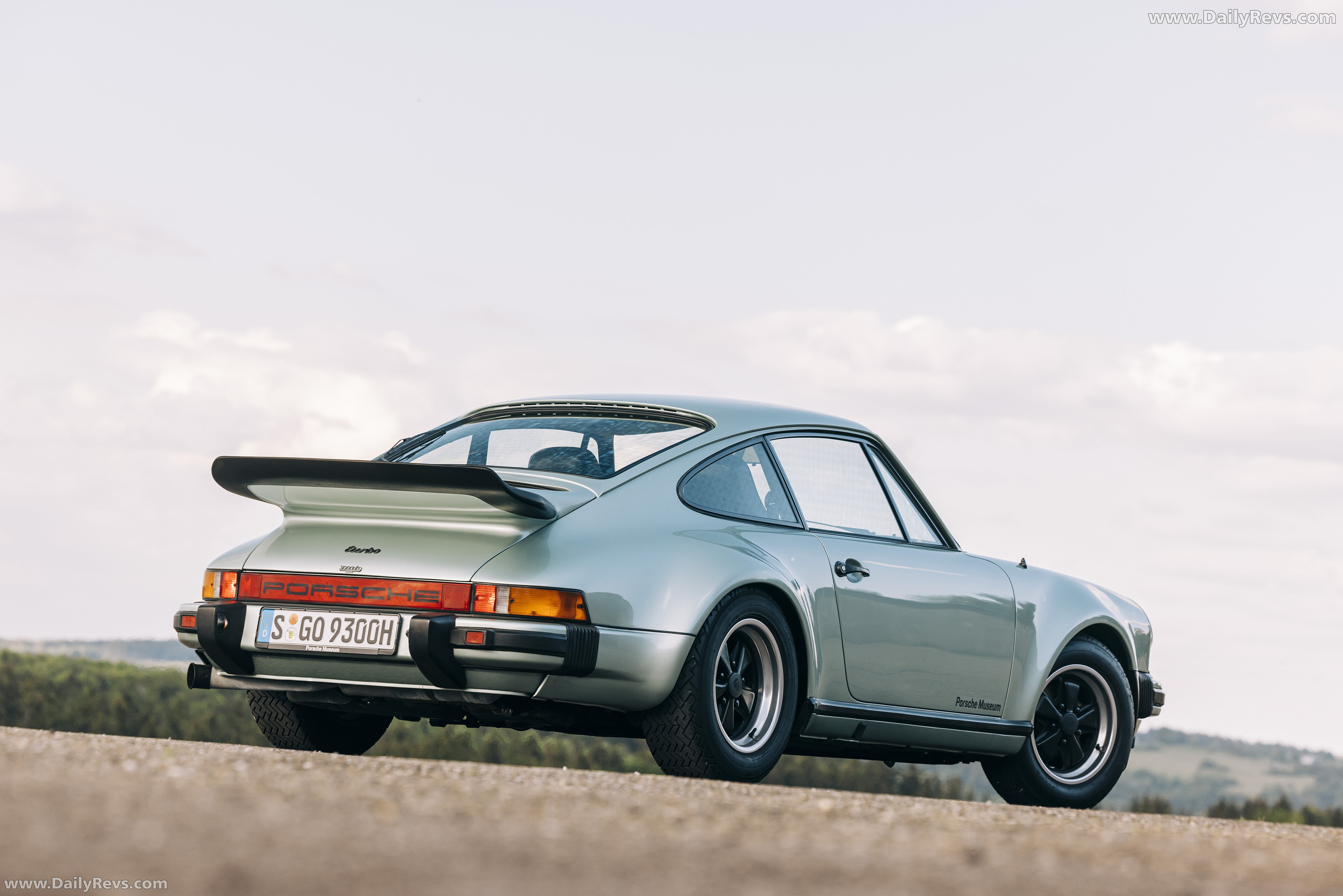 1975 Porsche 911 Turbo 3.0 Coupe Rear View