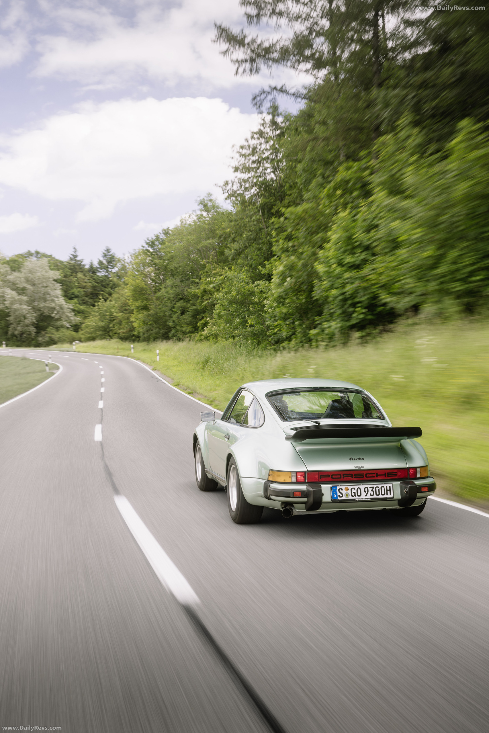 1975 Porsche 911 Turbo 3.0 Coupe Rear View