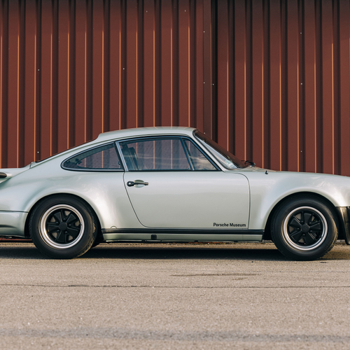 1975 Porsche 911 Turbo 3.0 Coupe Side View