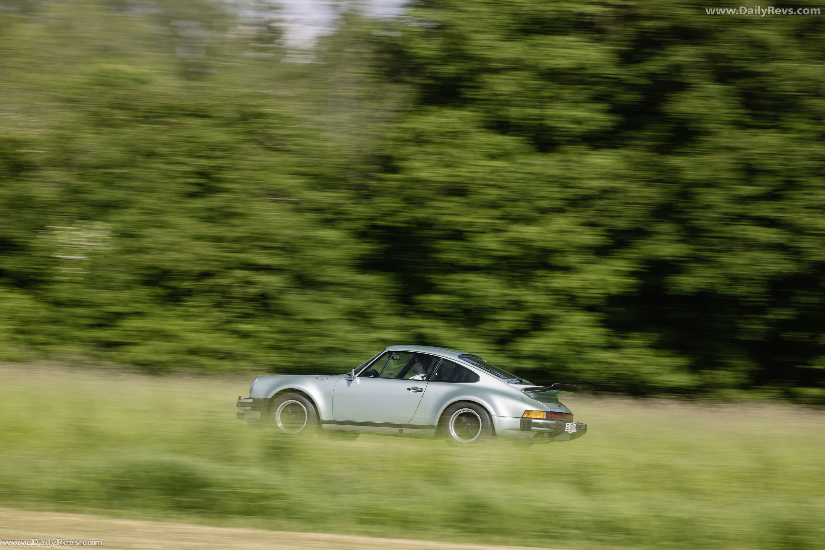 1975 Porsche 911 Turbo 3.0 Coupe Side View