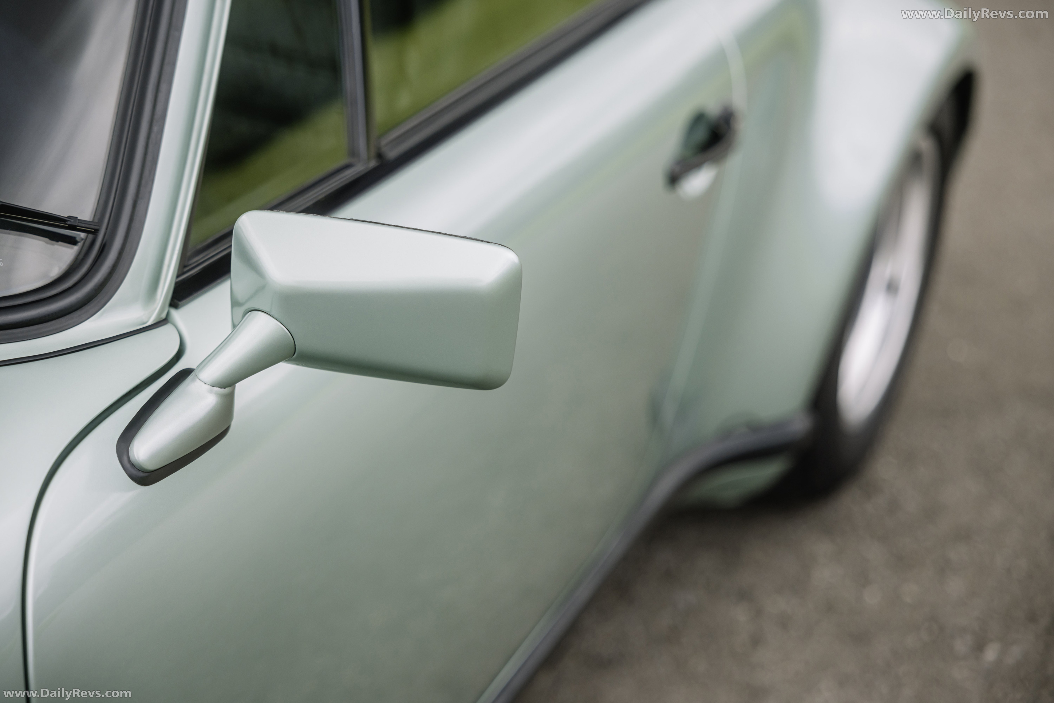 1975 Porsche 911 Turbo 3.0 Coupe Exterior