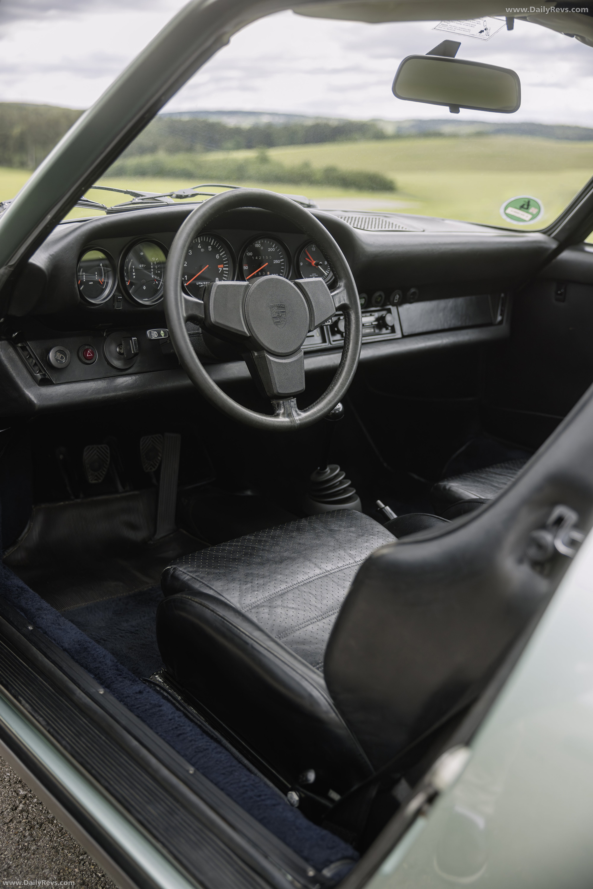 1975 Porsche 911 Turbo 3.0 Coupe Interior