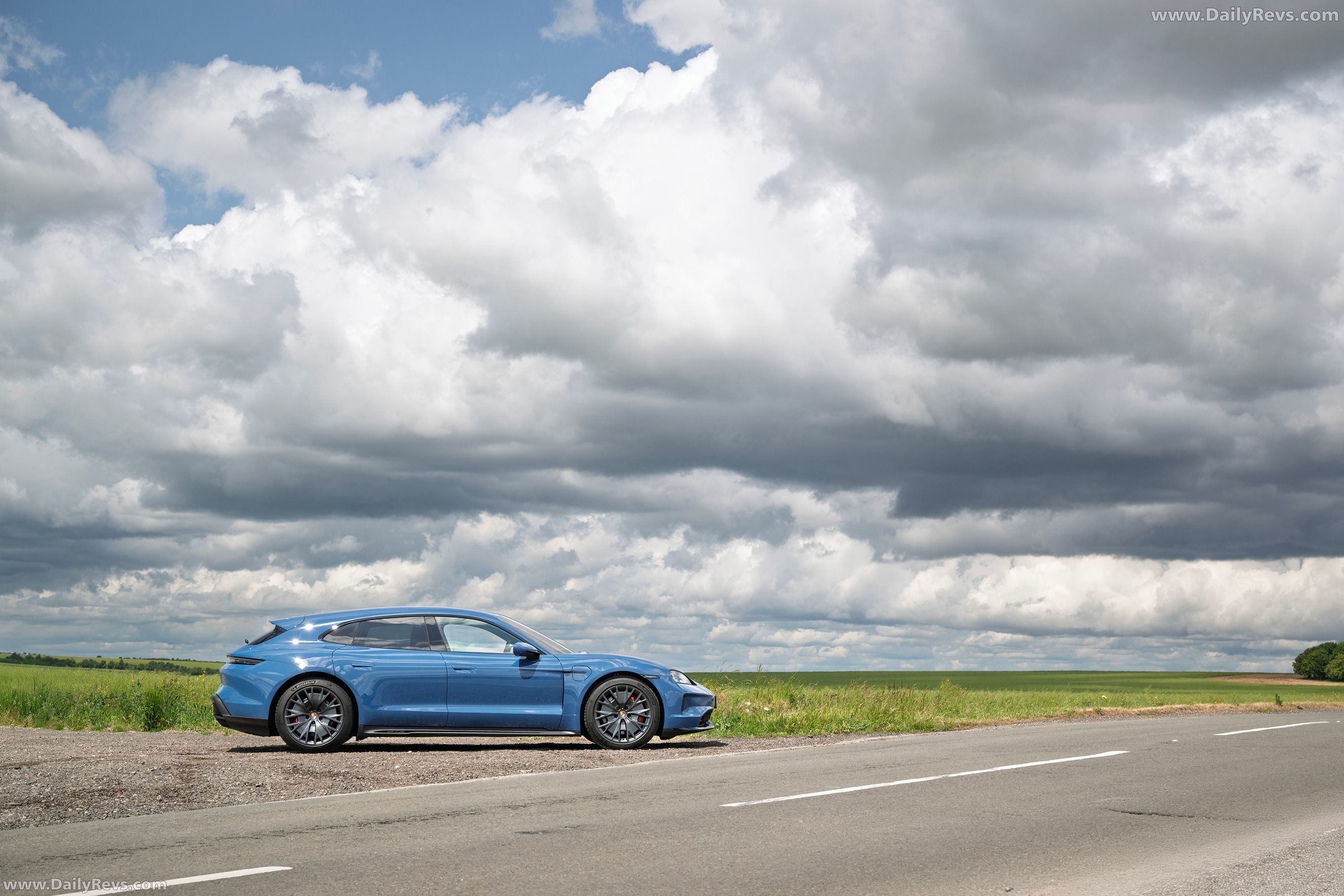 2025 Porsche Taycan GTS Sport Turismo J1 II UK Version Side View