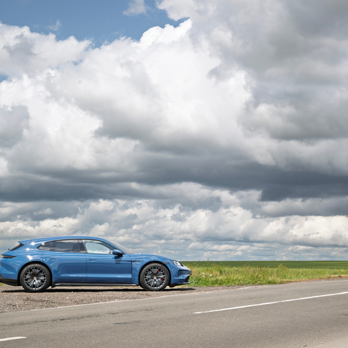 2025 Porsche Taycan GTS Sport Turismo J1 II UK Version Side View