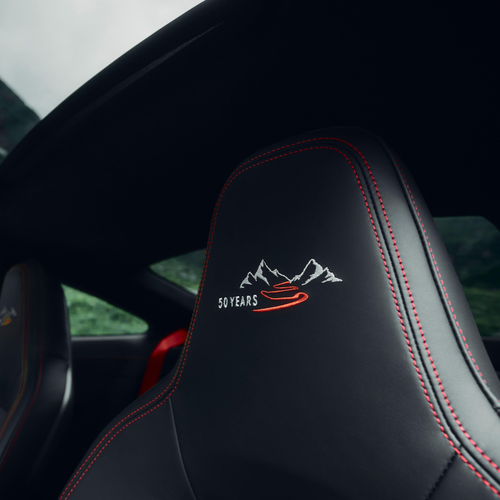 2025 Porsche 911 Carrera 4 GTS Tribute to Transfăgărășan Interior
